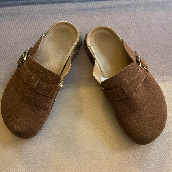 Boston Style Slides - Picture 3 of 7